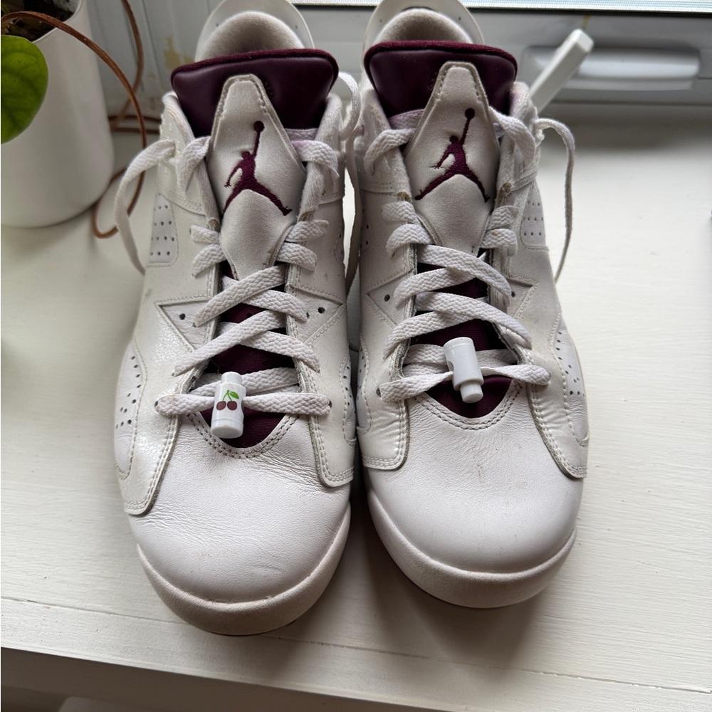 Jordan Golf Shoes View 2